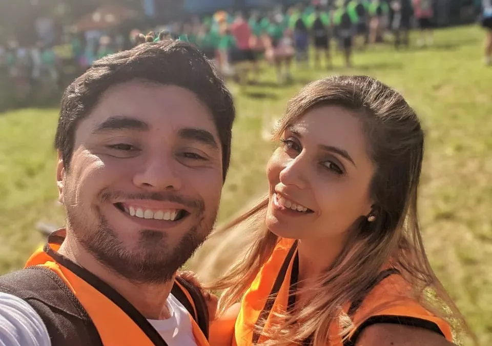 Casal de corredores contou como a fotografia vai ajudá-los a chegar ao altar